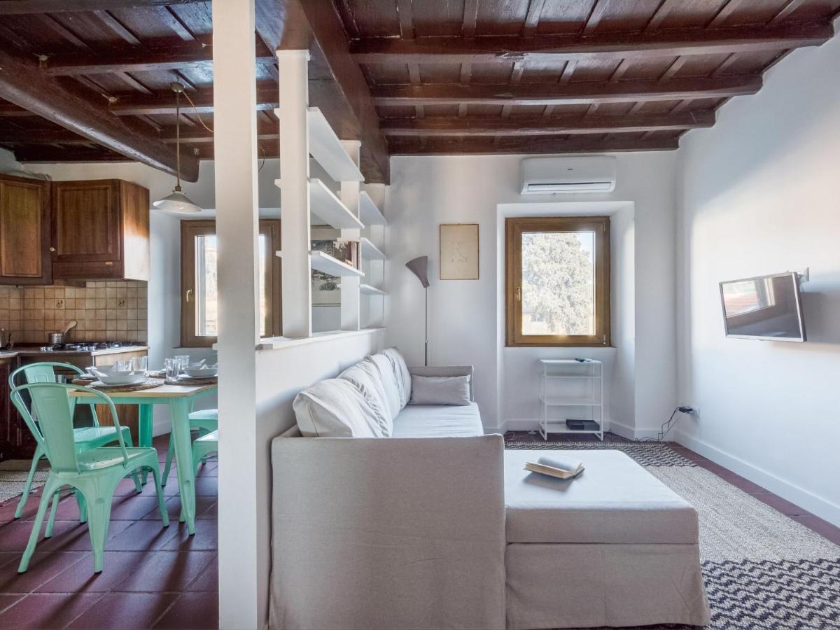 Apartment Trastevere Mantellate By Interhome *